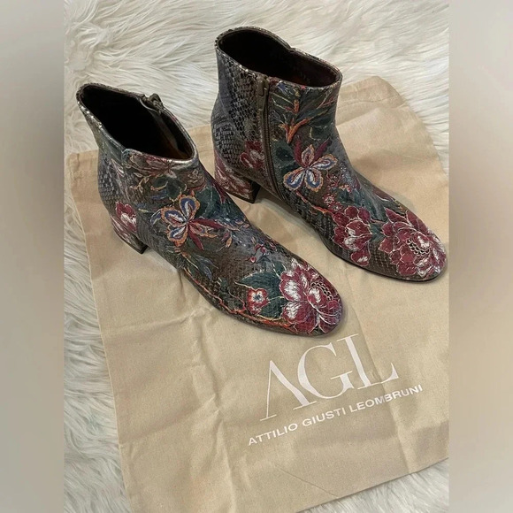 AGL‎ Italian Leather Block Heel Boots Floral Snake Print Size 37.5/7.5✨ - Picture 5 of 16